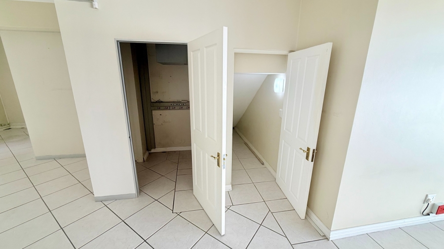 To Let commercial Property for Rent in Knysna Central Western Cape